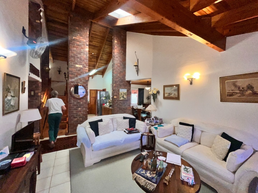 3 Bedroom Property for Sale in Wavecrest Eastern Cape